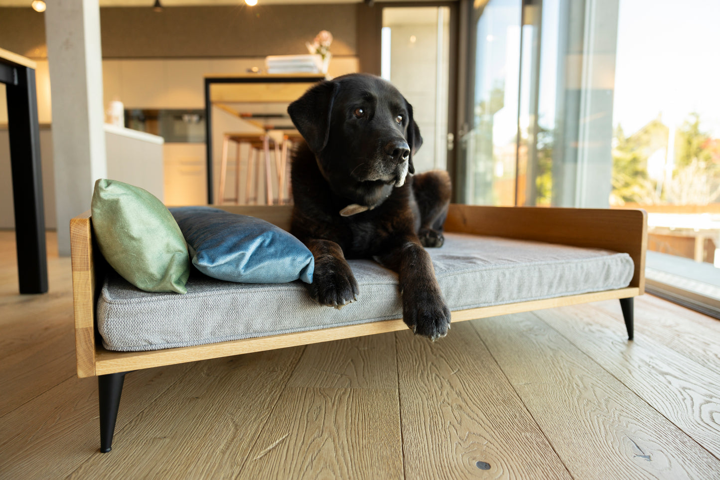 Dog bed LUNA "oak"