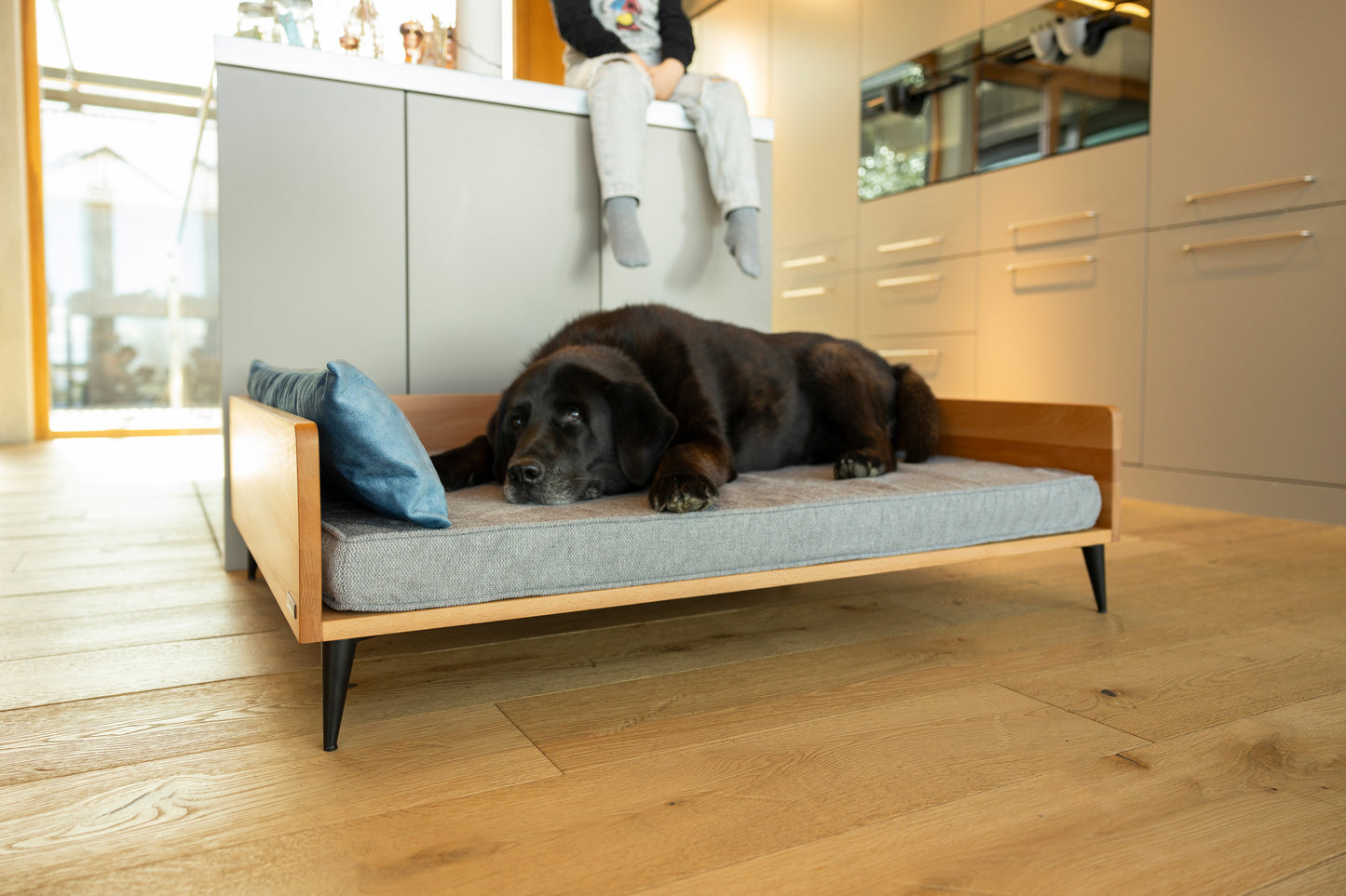 Dog bed LUNA "Beech"